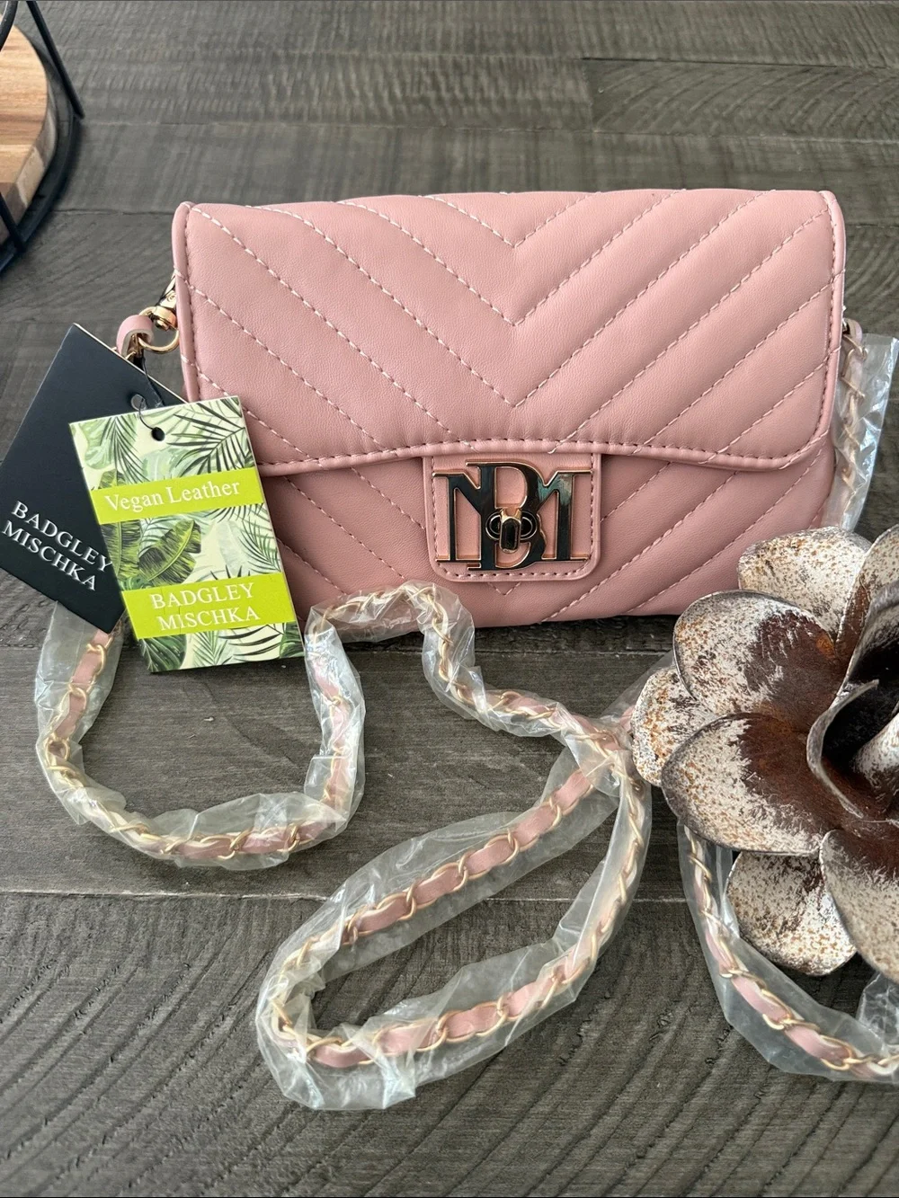 Badgley Mischka Dusty Pink Chevron Quilted Crossbody - Vegan Leather - New!!